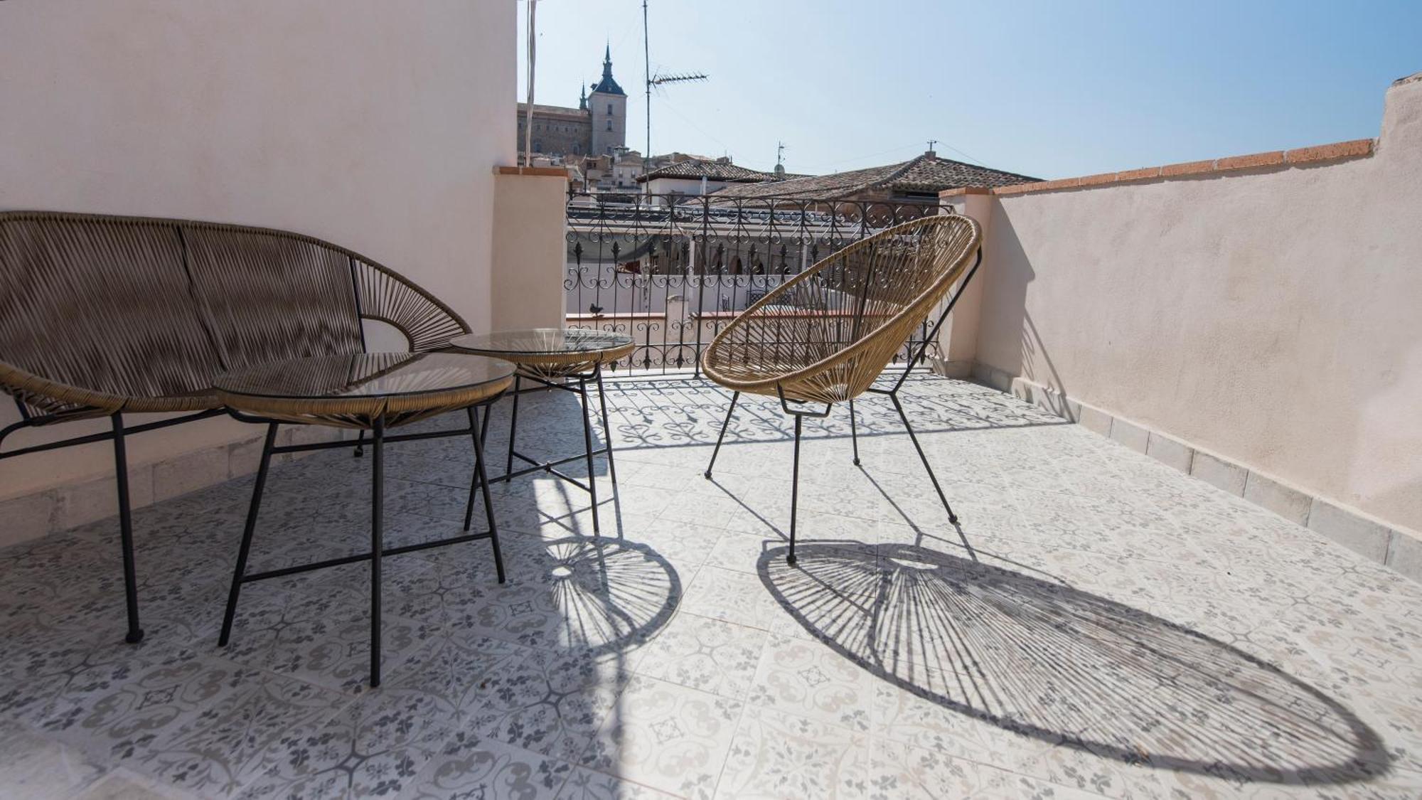 Apartamentos Boutique Pinocho Toledo Exterior photo
